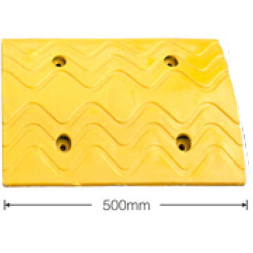 TE-JSD-002Y:Rubber Speed Hump สีเหลือง