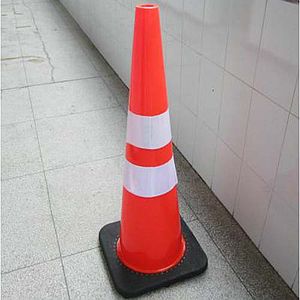 PVC Cone (Black Base) 90cm