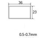 ประตูโฟลดิ้งเกท Folding Gate สีเงินสแตนเลสแบบพับได้ ติดตั้งบนพื้นราบพร้อมล้อเลื่อน มุมมองด้านข้างเห็นโครงสร้างเหล็กชัดเจน
