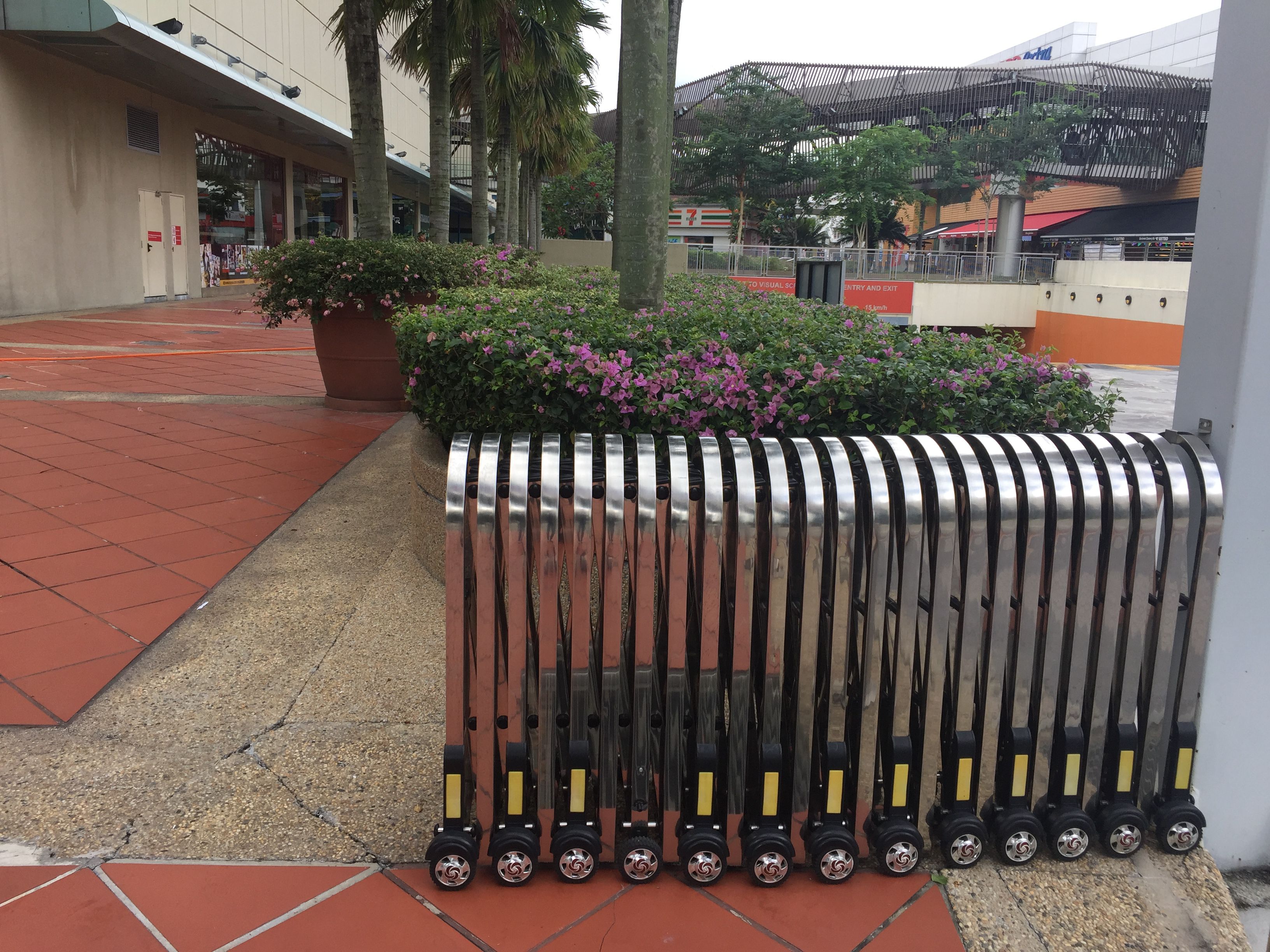 ประตูโฟลดิ้งเกท Folding Gate (FDG-02) — รายละเอียดผลิตภัณฑ์