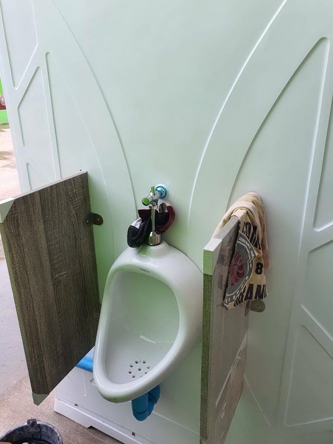 ห้องน้ำไฟเบอร์กลาส 1.1*1.1 Toilet (TEH-TL07) — ภาพหลัก