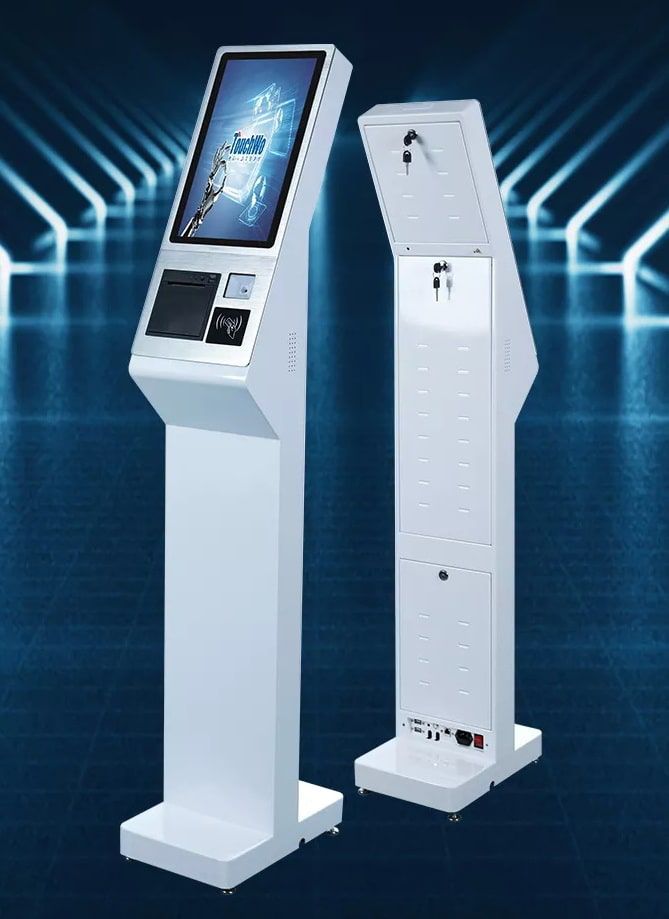 ตู้ Self Service Kiosk สีขาวทรงสูง มุมมองด้านข้าง แสดงหน้าจอสัมผัสและช่องชำระเงินสำหรับสั่งอาหารอัตโนมัติ KDS-014