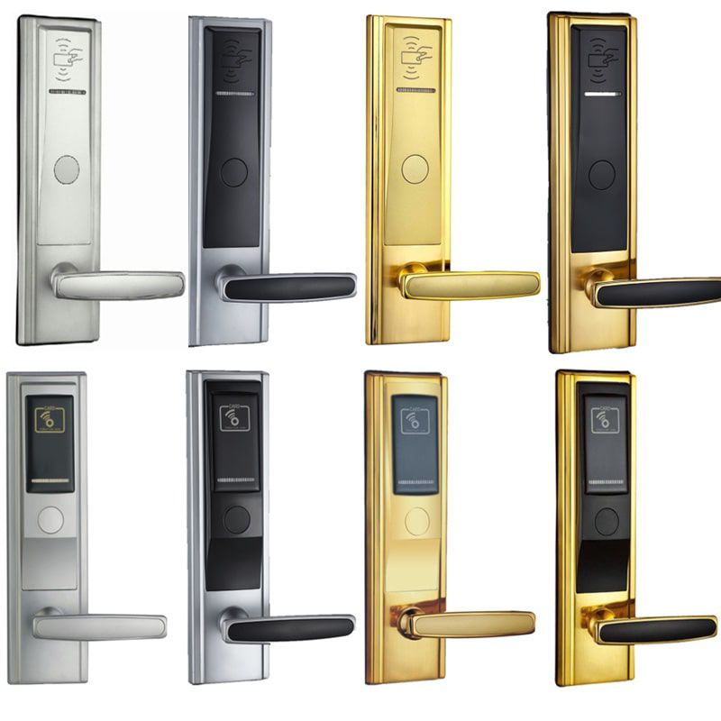 กลอนประตูโรงแรม HTL-GDSR820Y แบบ RF Lock สีเงินสแตนเลส ดีไซน์ทันสมัยพร้อมมือจับและระบบแตะบัตรมุมตรง