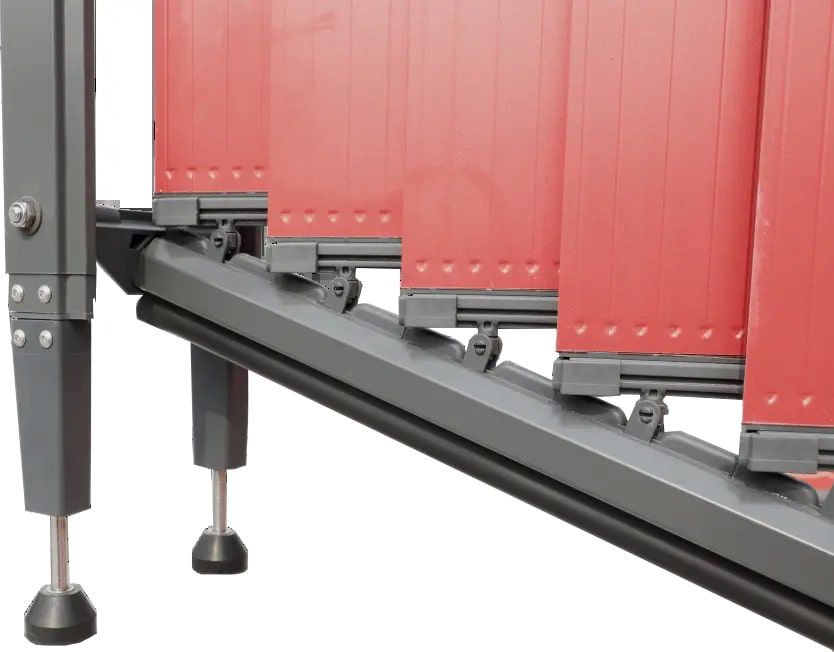 ไม้กั้นรถยนต์ CP-CD400 Gate Barrier แบบมีโฆษณาจอ LED สีดำ ดีไซน์ทันสมัยติดตั้งบนพื้น แสดงภาพกราฟิกตึกสูงมุมมองด้านหน้าตรง