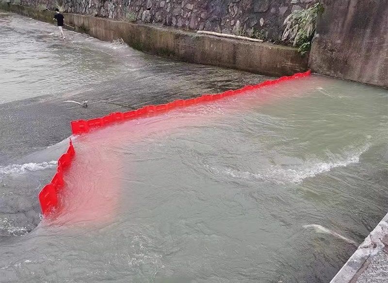 TE-WFP-01 แผงกั้นน้ำท่วม Flood Barrier 80cm