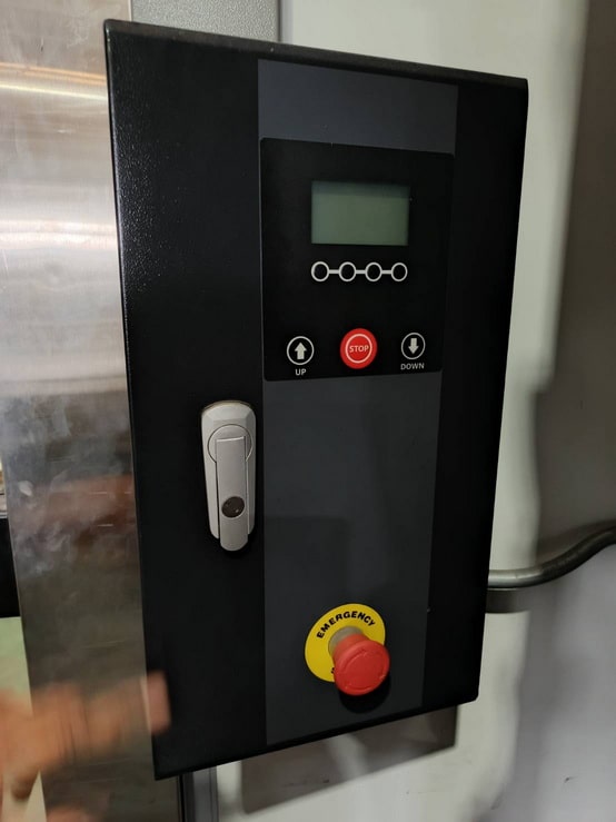 ประตูม้วนผ้าใบความเร็วสูง 36SQ.M. PVC High Speed door
