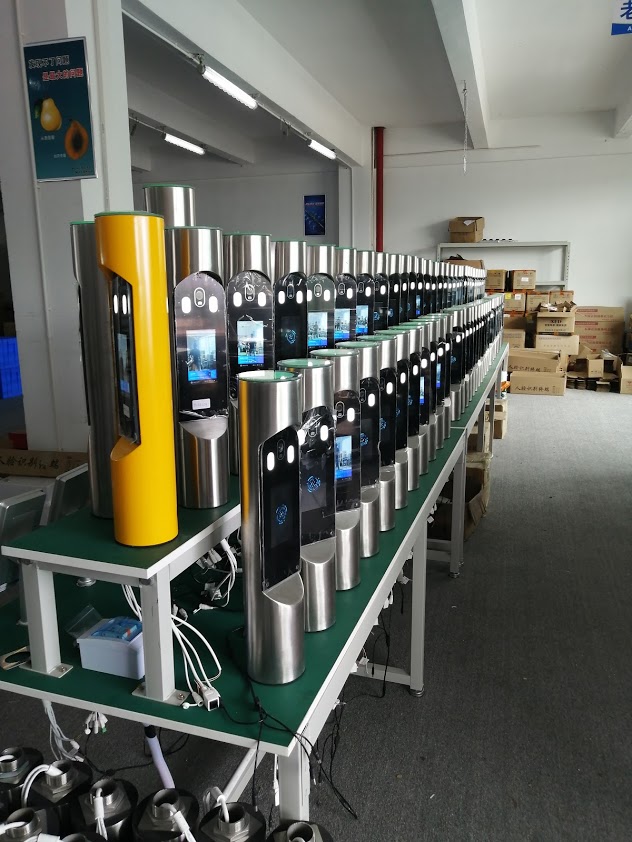 เครื่องแสกนใบหน้าแบบเสา กลางแจ้ง สำหรับมอเตอร์ไซต์ Face Recognition Outdoor + เสา
