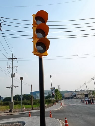 ไฟจราจร 300mm เขียวเหลืองแดง
