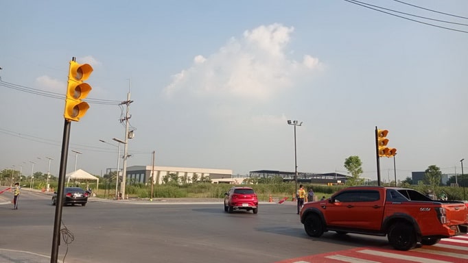 ไฟจราจร เขียวเหลืองแดง 300mm