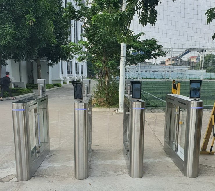 ประตูกั้นบานสวิง Swing Gate One movement