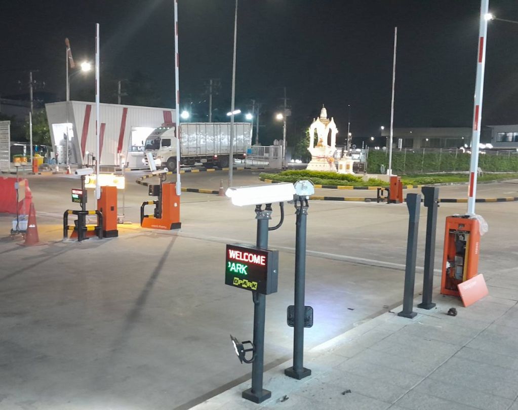  กล้องอ่านทะเบียนเข้าออกโกดัง กลางคืน พร้อมป้ายแสดง led  ภาษาไทย