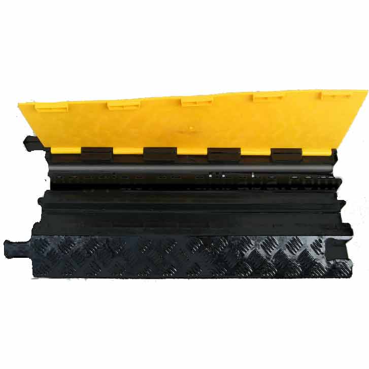 TE-JSD-017B:Rubber Cable Protector 3CH