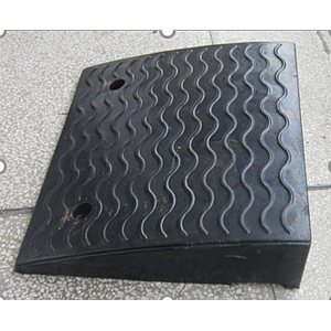 Rubber Kerb Ramp