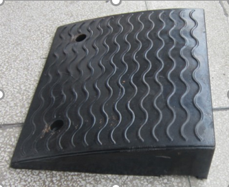 Rubber Kerb Ramp