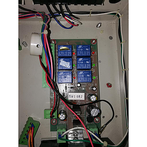 บอร์ด Output ปีกผีเสื้อและสามขา (TS-OutputRelay)