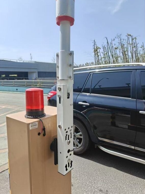 ข้อต่อแขนกั้นป้องกันการชน แบบเปิดอัตโนมัติ Anti-Collision Auto-Swing Arm Bracket